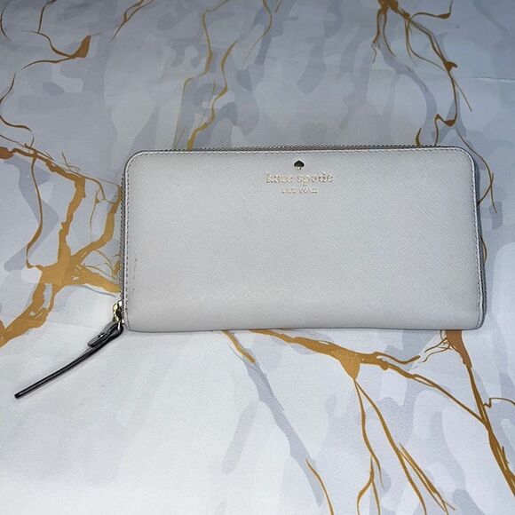 kate spade Handbags - Kate spade very light, gray wallet, large zip with multi card slots